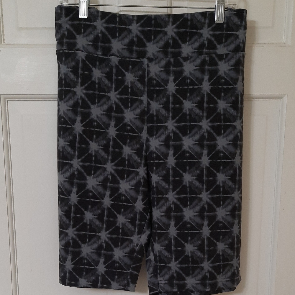 Terra & Sky Womens Plus Black/Gray  Geometric Biker  Shorts. SZ 3X